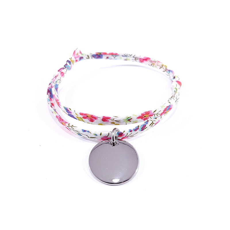 bracelet fleurs multicolore et médaille ronde à graver bracelet fleurs multicolore et médaille ronde à graver
