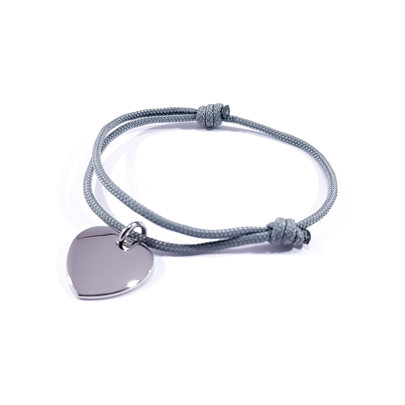 Bracelet cordon coulissant gris et médaille cœur en argent massif Bracelet cordon coulissant gris et médaille cœur en argent massif