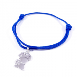 bracelet bleu royal et maillot de football