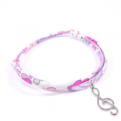 Bracelet en tissu liberty rose avec pendentif clef de sol en argent massif