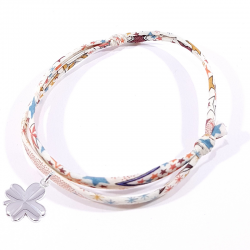 Bracelet porte bonheur en tissu liberty  motifs multicolores et  trèfle en argent