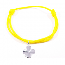 Bracelet porte bonheur en cordon tressé jaune et pendentif trèfle