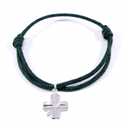 Bracelet porte bonheur en cordon tressé vert et pendentif trèfle en argent massif