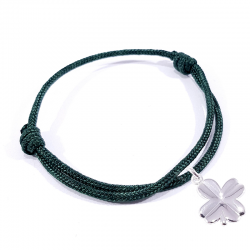 Bracelet porte bonheur en cordon tressé vert et pendentif trèfle