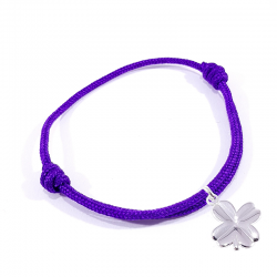 Bracelet porte bonheur en cordon tressé violet et pendentif trèfle en argent massif