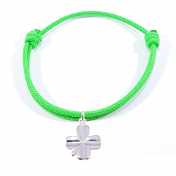 Bracelet porte bonheur en cordon tressé vert fluo et pendentif trèfle en argent massif