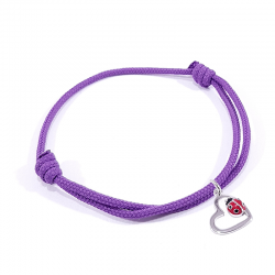 Bracelet cordon tressé lilas avec pendentif coccinelle posée sur cœur en argent et laque.