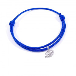 Bracelet cordon bleu royal avec pendentif lettre initiale D en argent disponible dans de nombreuses couleurs