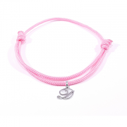 Bracelet cordon rose bonbon avec pendentif lettre initiale D en argent disponible dans de nombreuses couleurs