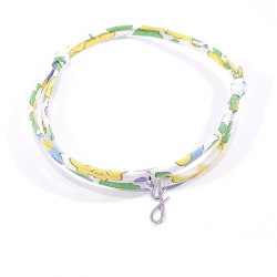 Bracelet initiale argent et tissu liberty fleurs de mimosa jaune lettre anglaise J