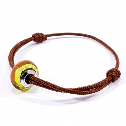 bracelet personnalisé en cordon tressé marron avec nœuds coulissants