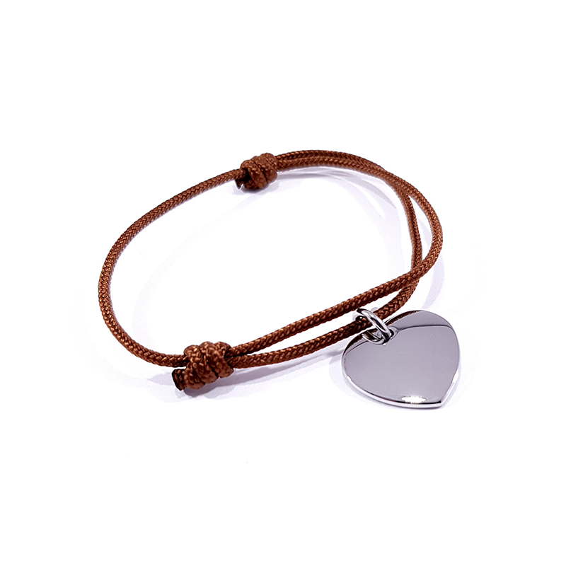 bracelet cordon marron chocolat et médaille cœur acier à personnaliser